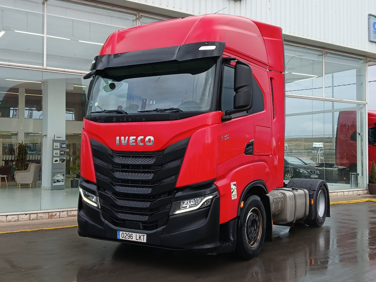 Cabeza Tractora IVECO 460 AUTOMATICO CON INTARDER - Tractor: foto 1 Cabeza Tractora IVECO 460 AUTOMATICO CON INTARDER - Tractor: foto 1