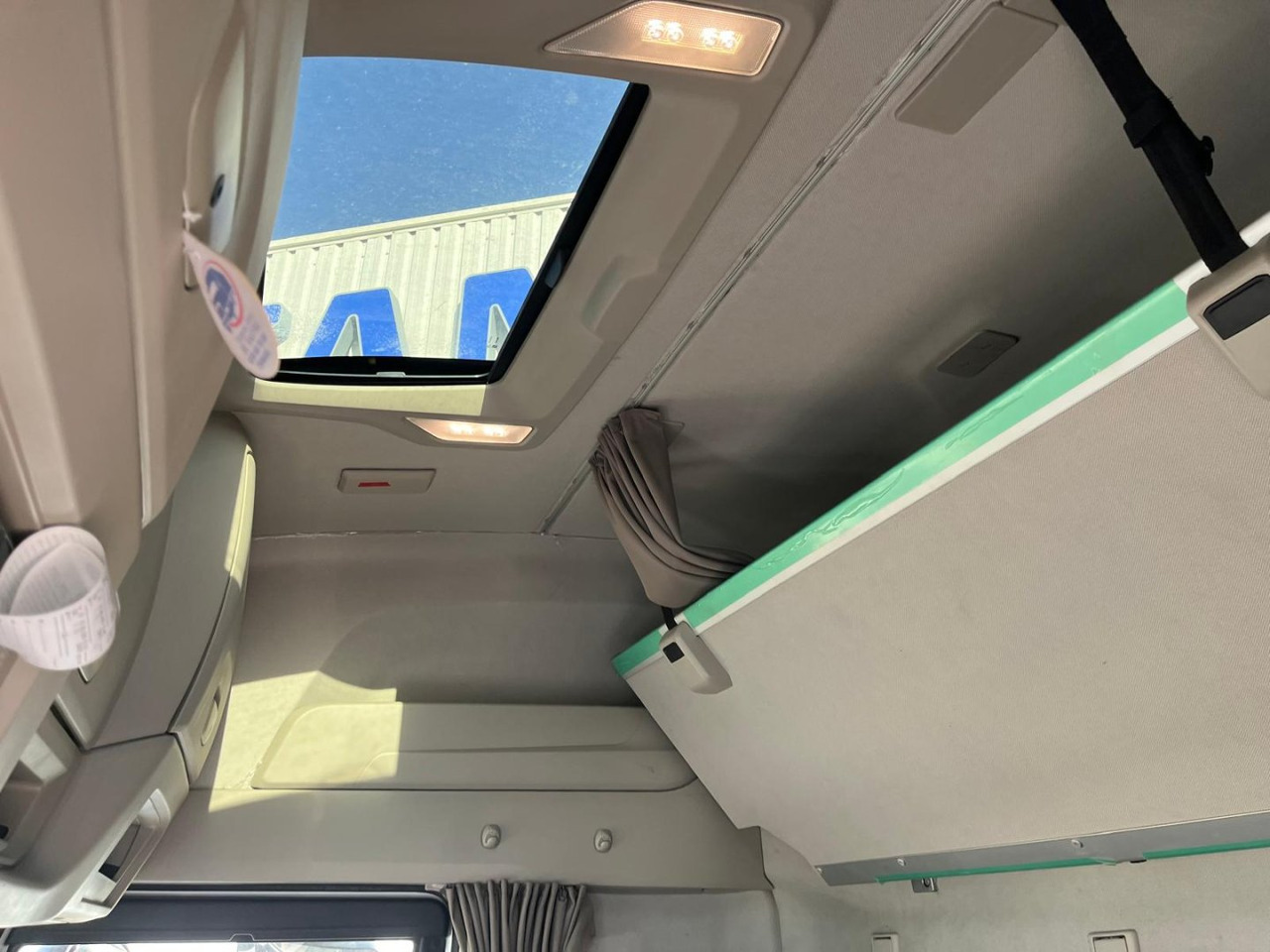 Leasing de  Cabeza Tractora IVECO 460 AUTOMATICO CON INTARDER Cabeza Tractora IVECO 460 AUTOMATICO CON INTARDER: foto 13 Leasing de  Cabeza Tractora IVECO 460 AUTOMATICO CON INTARDER Cabeza Tractora IVECO 460 AUTOMATICO CON INTARDER: foto 13