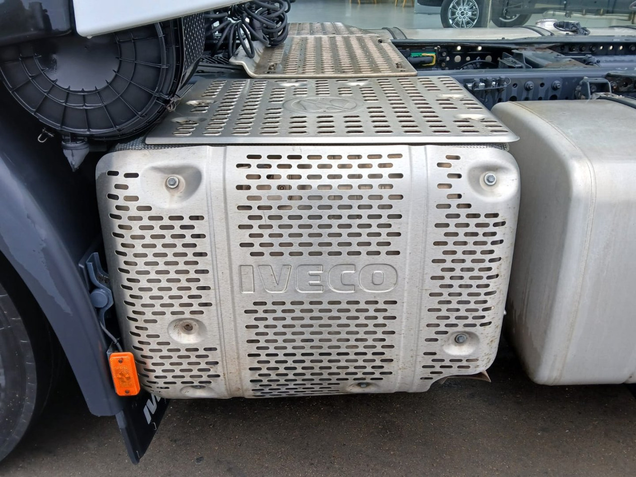 Tractor Cabeza Tractora IVECO 480 AUTOMATICO CON INTARDER: foto 7