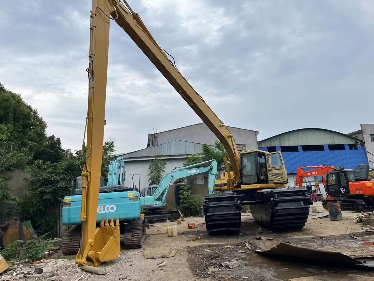 CAT 320 BL dredger 320 CL dredge - Escavadeira flutuante: foto 4 CAT 320 BL dredger 320 CL dredge - Escavadeira flutuante: foto 4