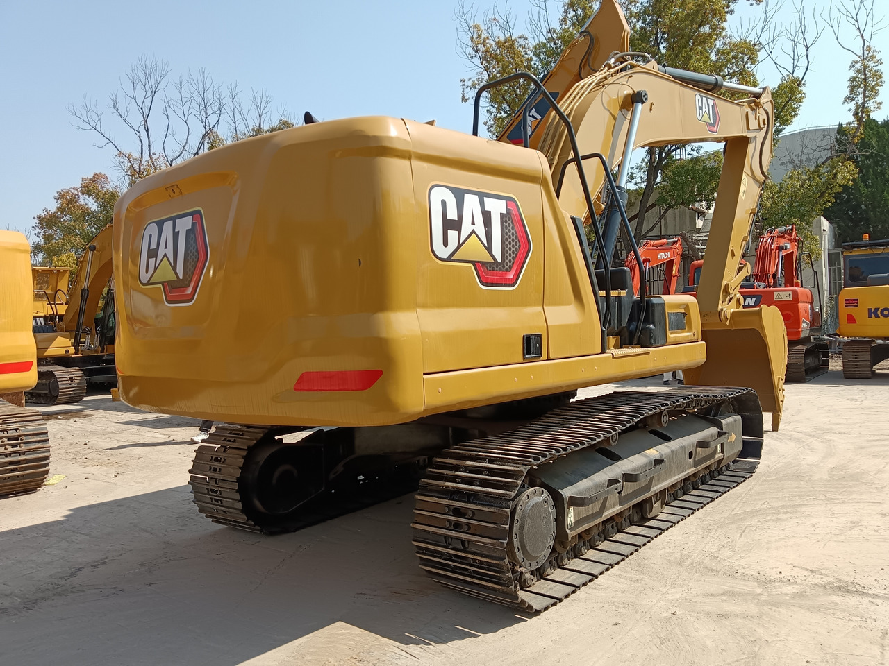 CAT 320GC CATERPILLAR 320 GC - Escavadora de rastos: foto 2 CAT 320GC CATERPILLAR 320 GC - Escavadora de rastos: foto 2