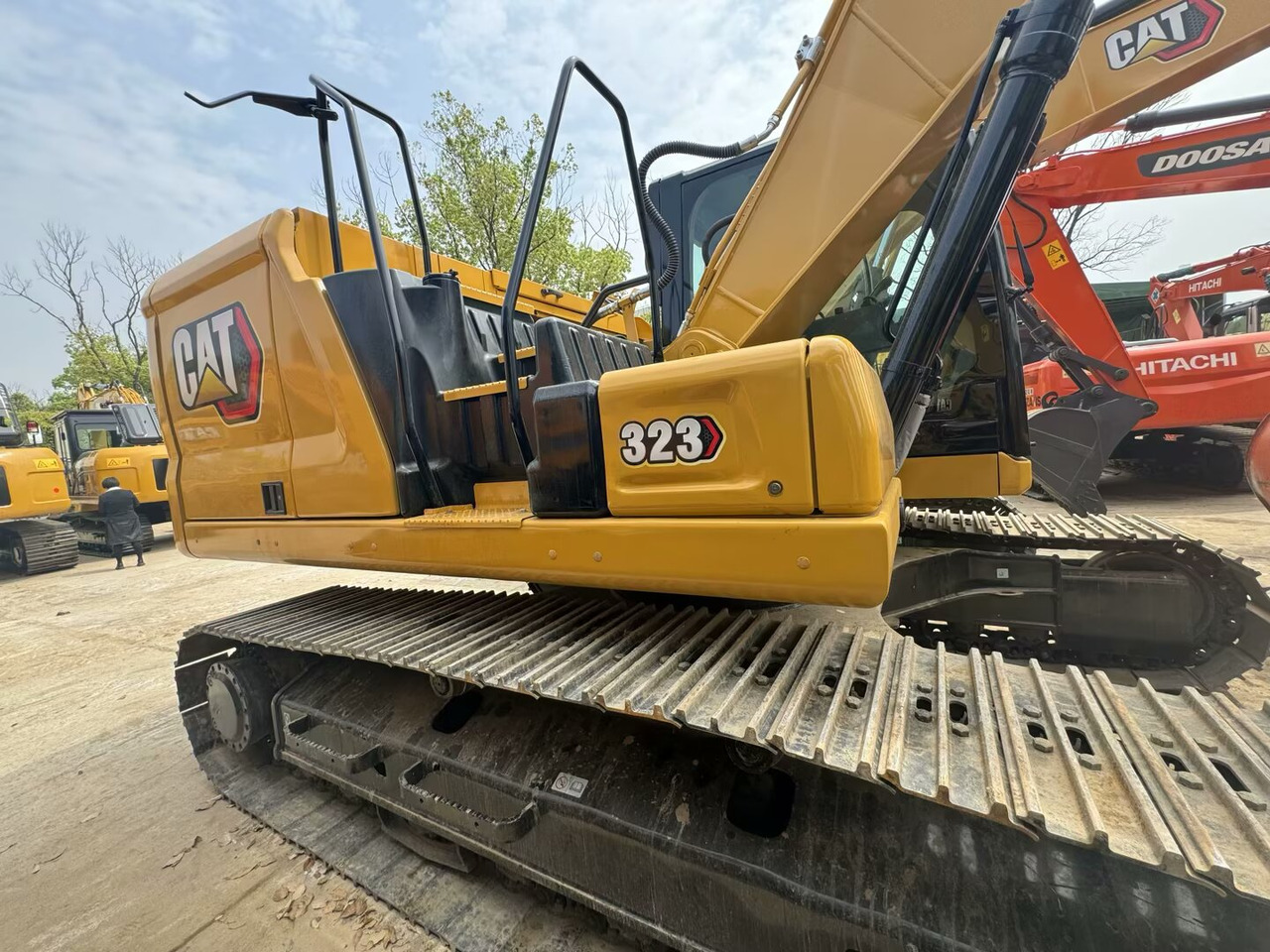 Escavadora de rastos CAT 323GC 330GC 336GC: foto 7