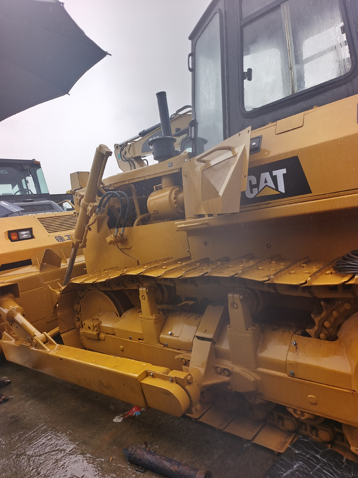 CAT D7G - Buldôzer: foto 2 CAT D7G - Buldôzer: foto 2