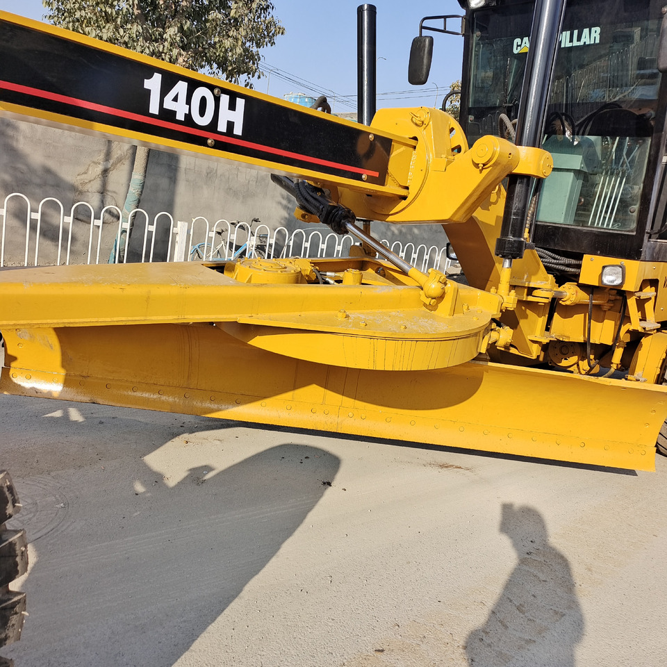 CATERPILLAR 140H CAT 140K 140G - Motoniveladora: foto 2 CATERPILLAR 140H CAT 140K 140G - Motoniveladora: foto 2