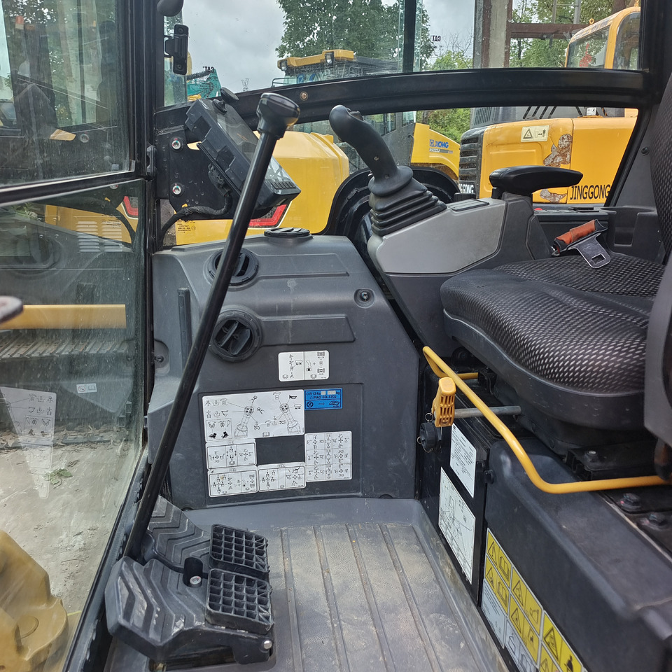 Mini escavadeira CATERPILLAR 302 CR CAT MINI DIGGER WITH RUBBER TRACK: foto 7 Mini escavadeira CATERPILLAR 302 CR CAT MINI DIGGER WITH RUBBER TRACK: foto 7