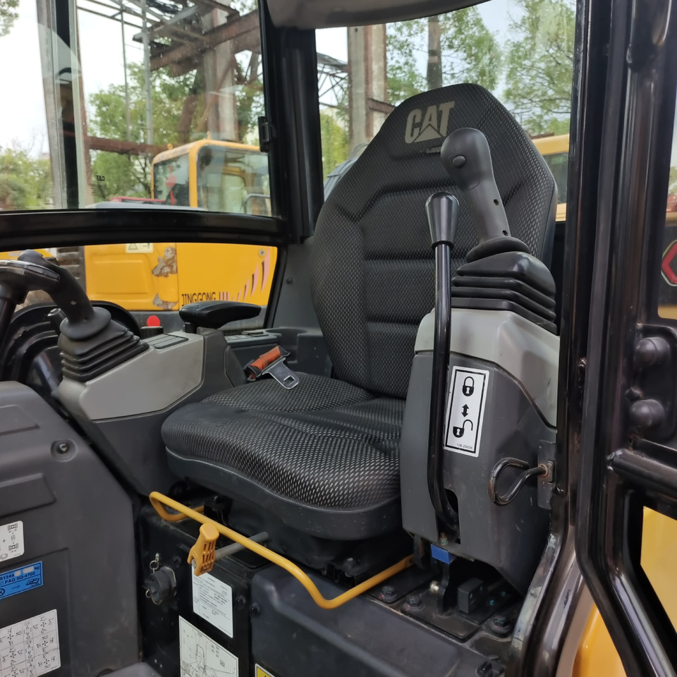 Mini escavadeira CATERPILLAR 302 CR CAT MINI DIGGER WITH RUBBER TRACK: foto 6 Mini escavadeira CATERPILLAR 302 CR CAT MINI DIGGER WITH RUBBER TRACK: foto 6
