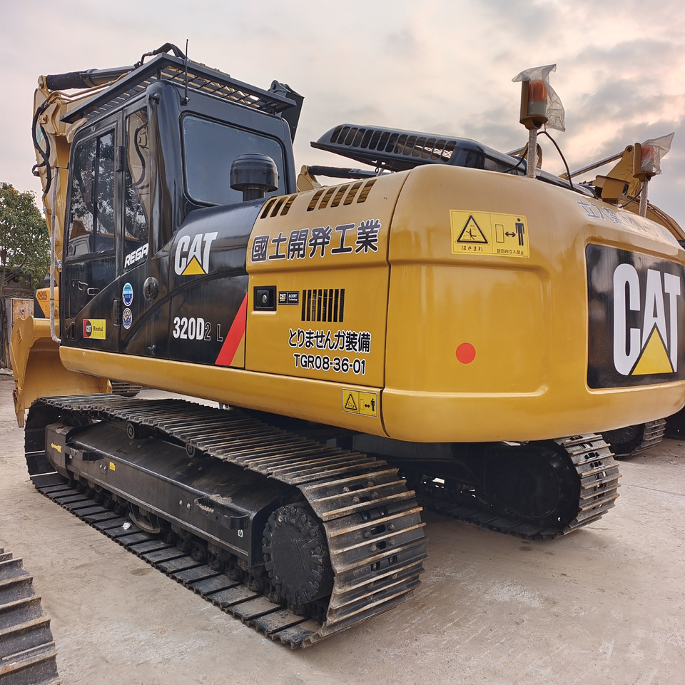 CATERPILLAR 320D CAT 320D2 L - Escavadora de rastos: foto 3 CATERPILLAR 320D CAT 320D2 L - Escavadora de rastos: foto 3