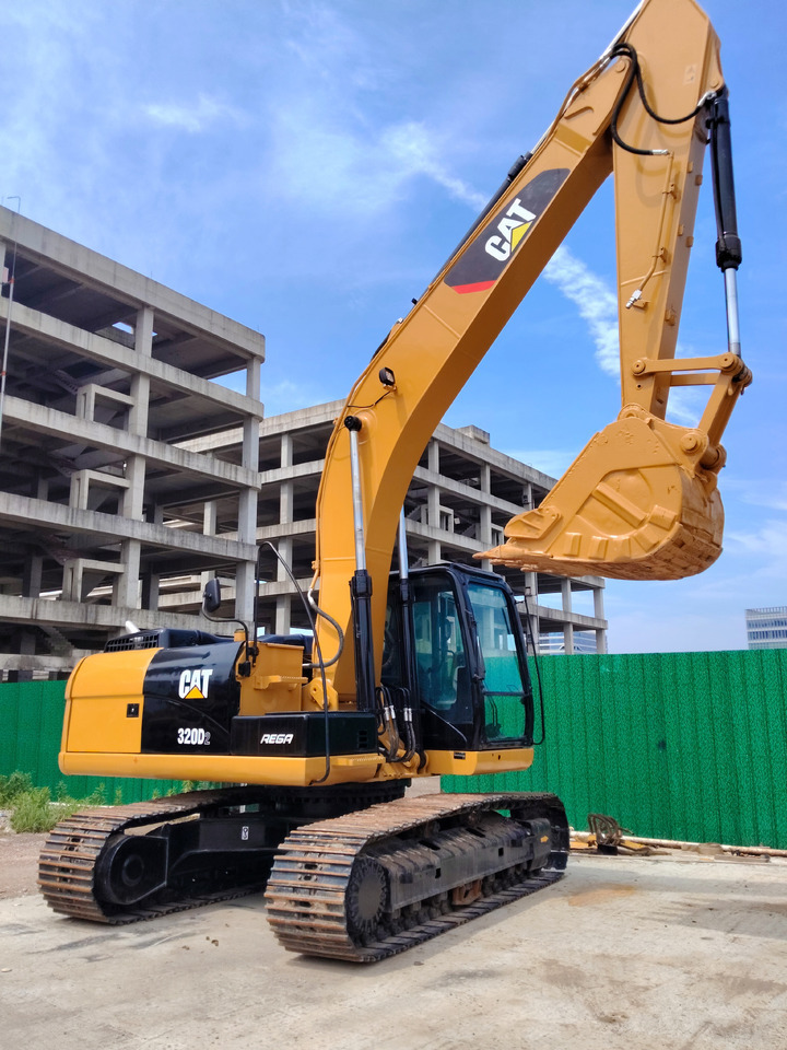 CATERPILLAR 320D2 Caterpillar 320D D2 L with Powerful C7.1 Diesel Engine - Escavadora de rastos: foto 4 CATERPILLAR 320D2 Caterpillar 320D D2 L with Powerful C7.1 Diesel Engine - Escavadora de rastos: foto 4