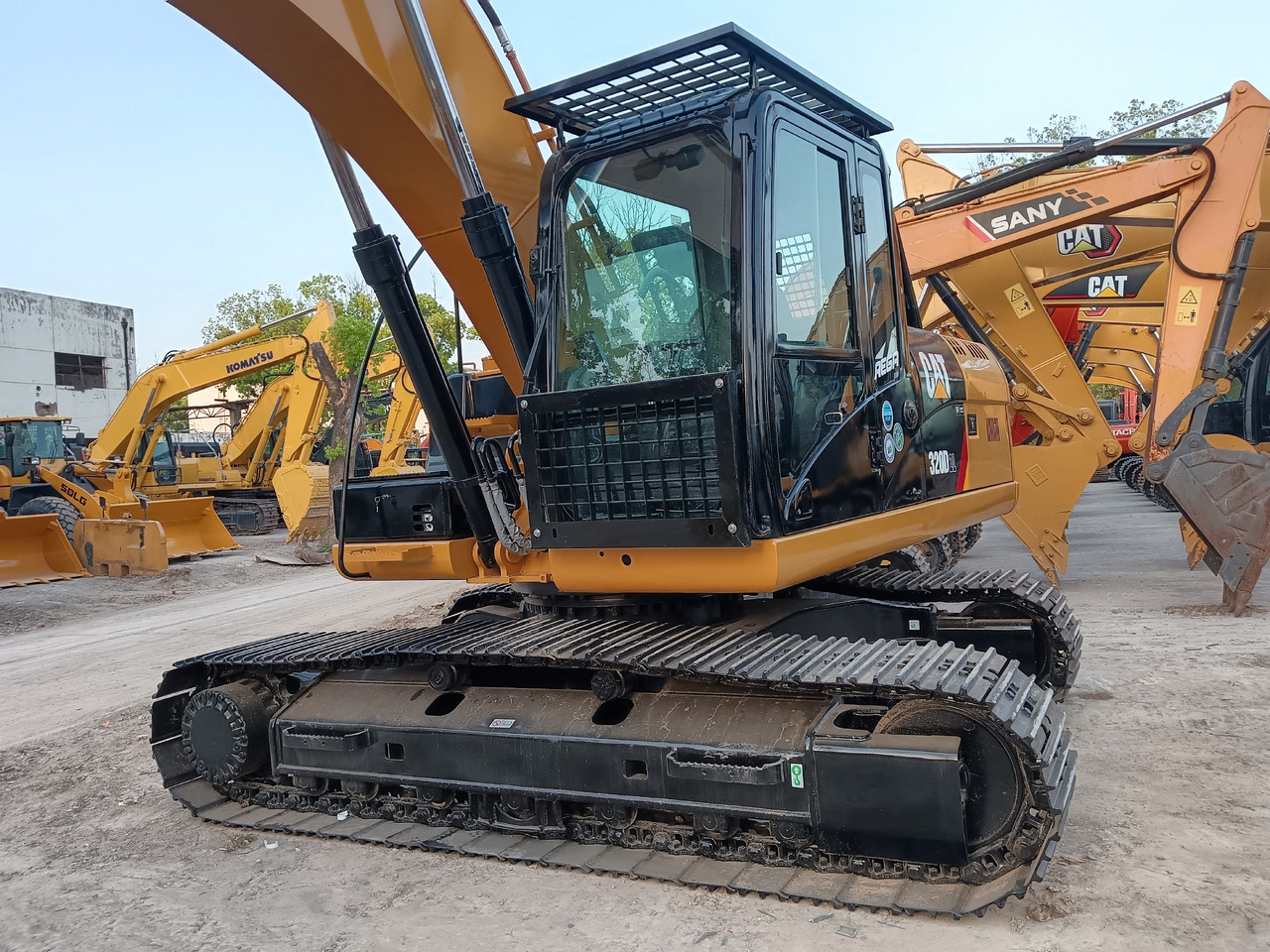 CATERPILLAR 320D2L CAT 320D 2 L 336D 349D 330D - Escavadora de rastos: foto 3 CATERPILLAR 320D2L CAT 320D 2 L 336D 349D 330D - Escavadora de rastos: foto 3