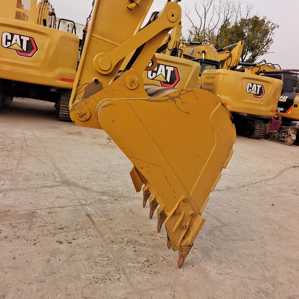 CATERPILLAR 320d CAT 320D2L - Escavadora de rastos: foto 5 CATERPILLAR 320d CAT 320D2L - Escavadora de rastos: foto 5