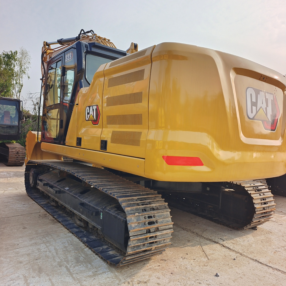 Escavadora de rastos CATERPILLAR 323 CAT: foto 1