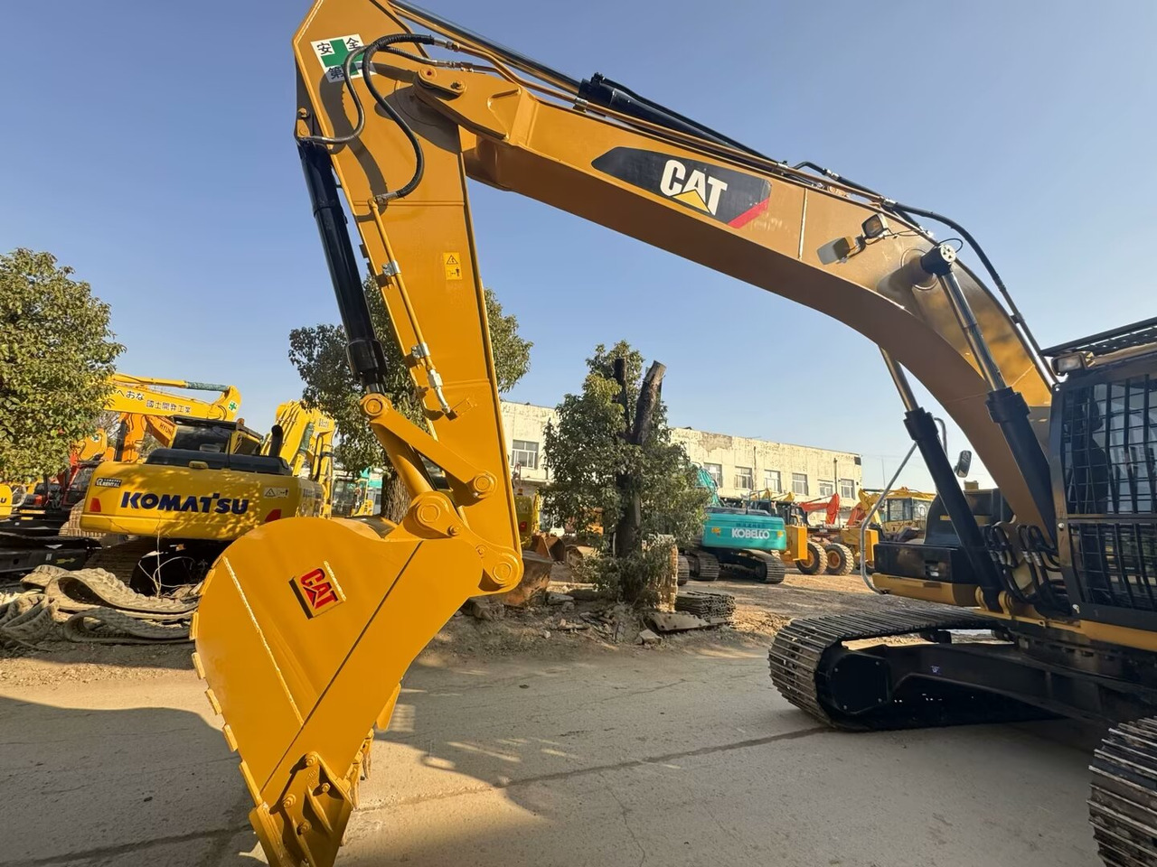 CATERPILLAR 330D2L CAT 330D 2 L - Escavadora de rastos: foto 2 CATERPILLAR 330D2L CAT 330D 2 L - Escavadora de rastos: foto 2