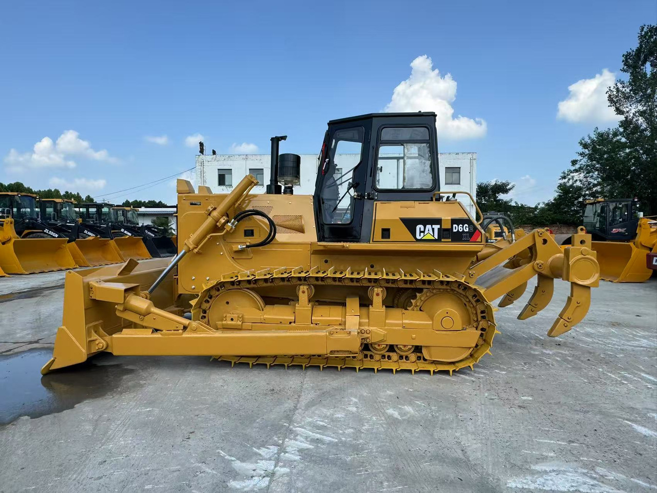 CATERPILLAR D6G CAT - Buldôzer: foto 1 CATERPILLAR D6G CAT - Buldôzer: foto 1