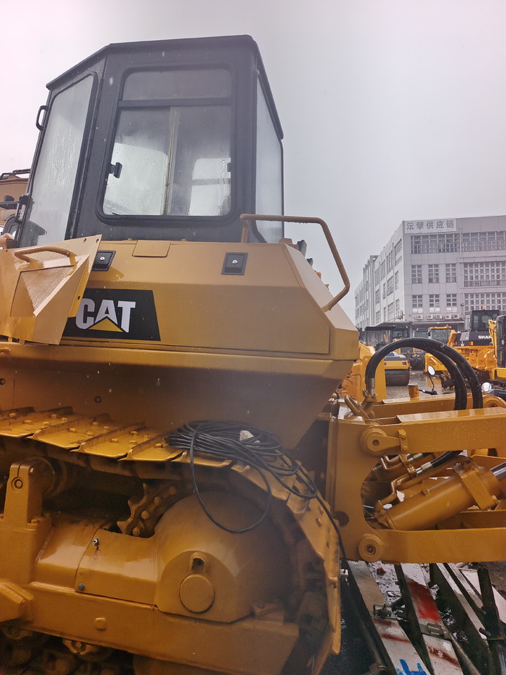 CATERPILLAR D7G CAT - Buldôzer: foto 2 CATERPILLAR D7G CAT - Buldôzer: foto 2