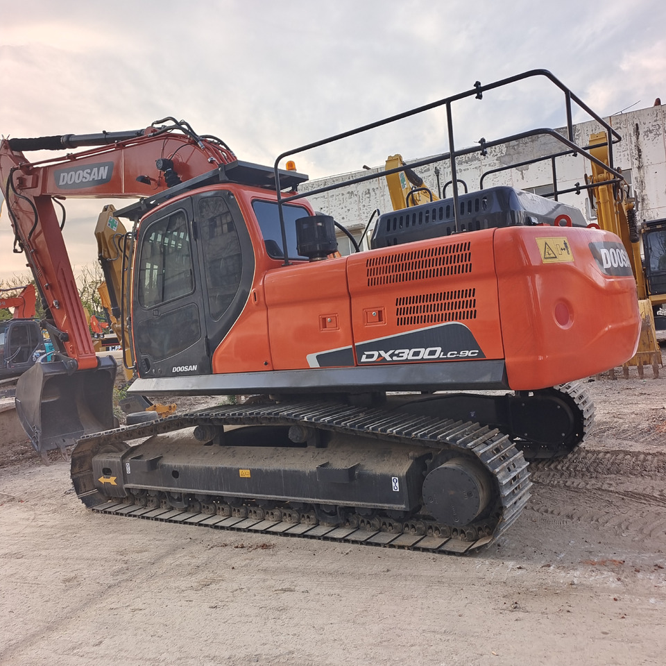 DOOSAN DX300 DX340 DX225 - Escavadora de rastos: foto 5 DOOSAN DX300 DX340 DX225 - Escavadora de rastos: foto 5