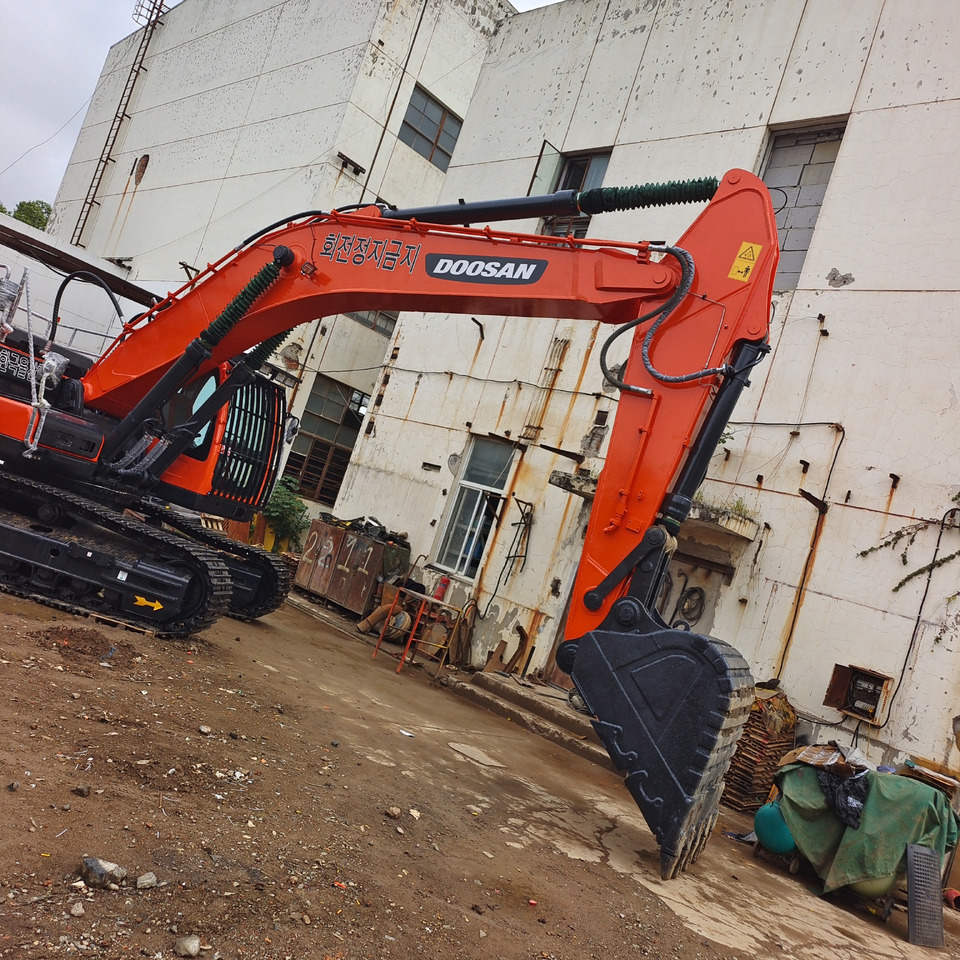 DOOSAN DX340LCA DX340 LC-9C - Escavadora de rastos: foto 3 DOOSAN DX340LCA DX340 LC-9C - Escavadora de rastos: foto 3