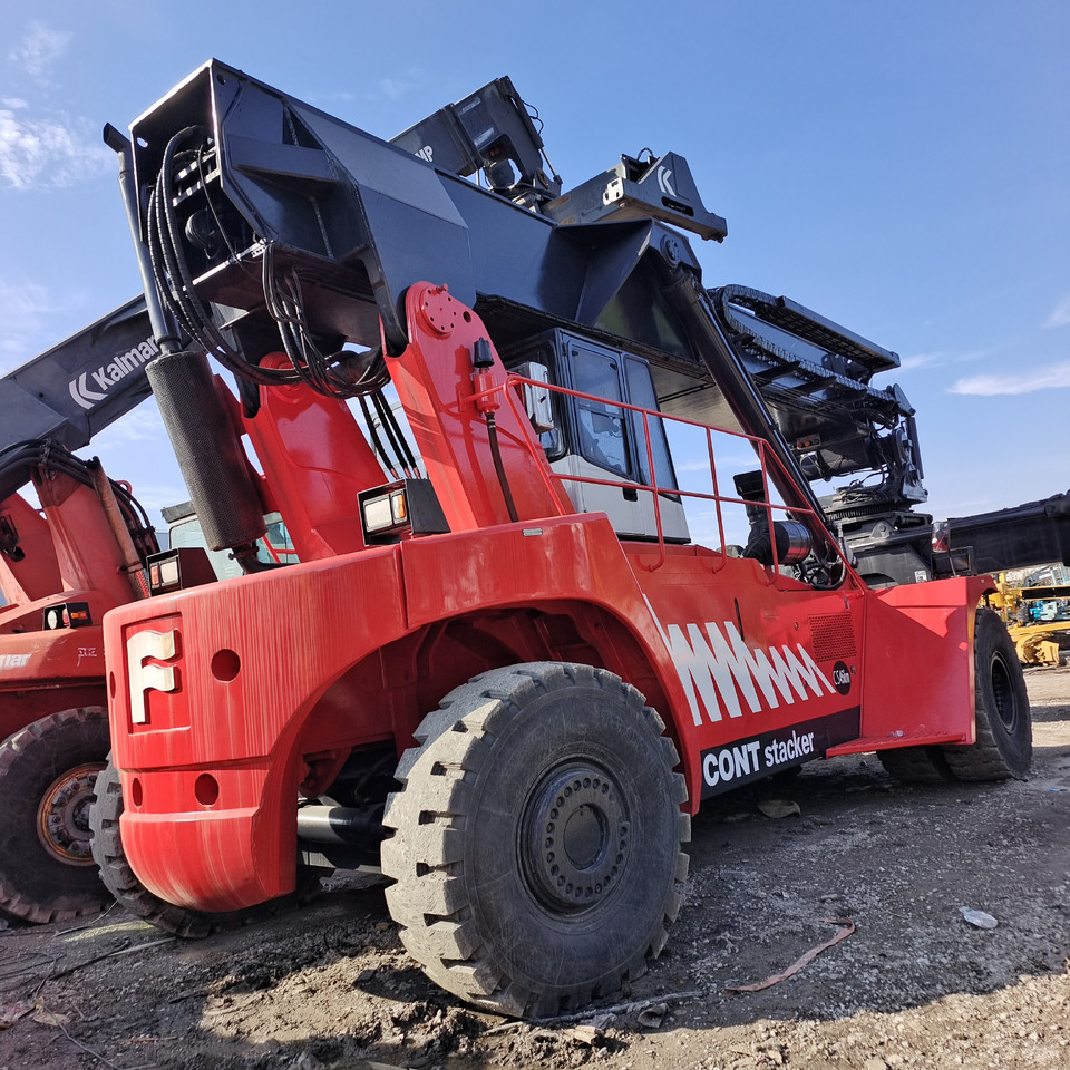 FANTUZZI CS45KMHD - Reachstacker porta contentores: foto 1 FANTUZZI CS45KMHD - Reachstacker porta contentores: foto 1