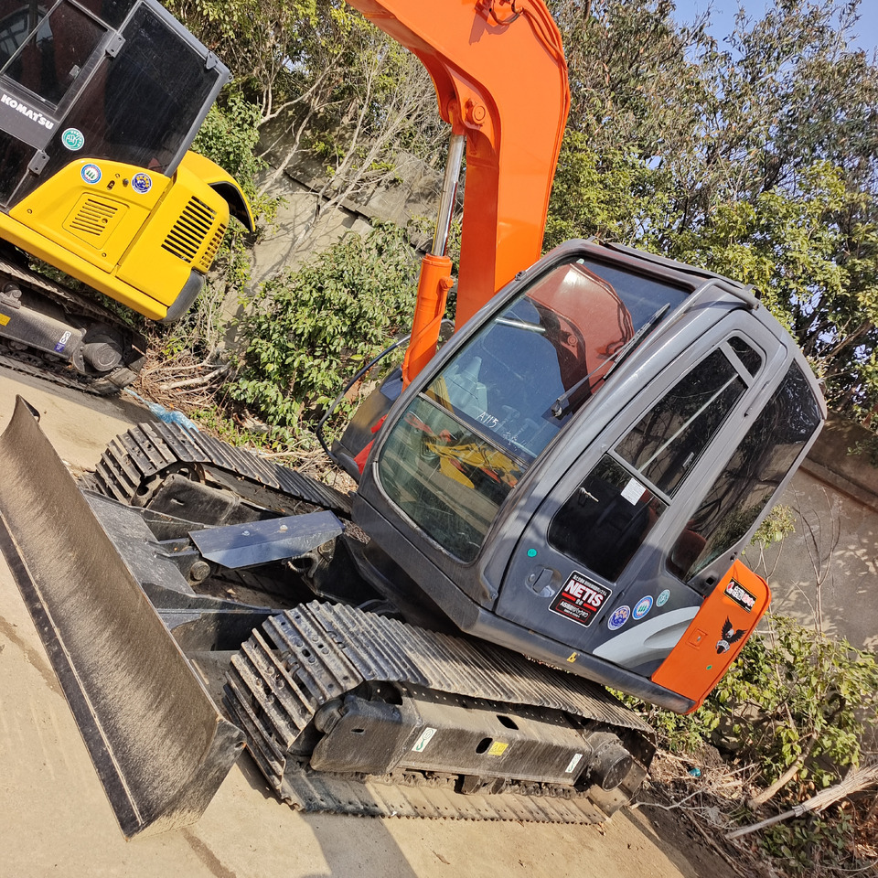 HITACHI ZAXIS 70 ZX70 - Mini escavadeira: foto 5 HITACHI ZAXIS 70 ZX70 - Mini escavadeira: foto 5