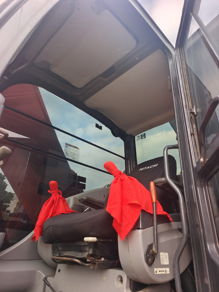 HITACHI ZX 200 - 3 - Escavadora de rastos: foto 4 HITACHI ZX 200 - 3 - Escavadora de rastos: foto 4