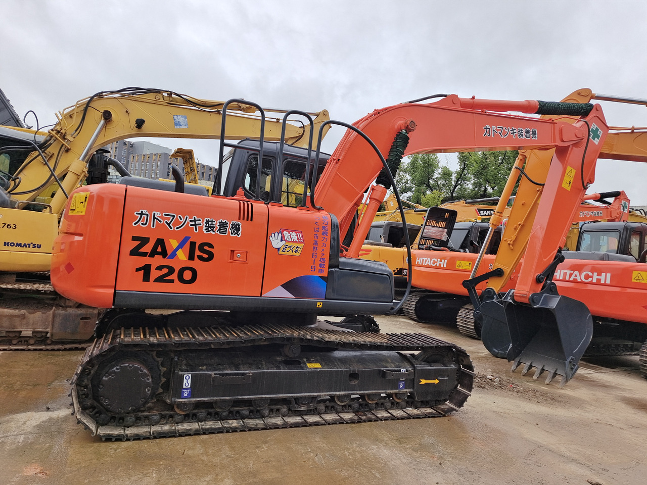 HITACHI ZX120 - Escavadora de rastos: foto 1 HITACHI ZX120 - Escavadora de rastos: foto 1