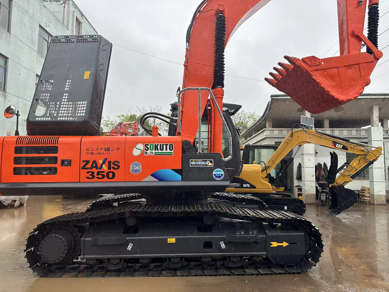 HITACHI ZX350 - Escavadora de rastos: foto 4 HITACHI ZX350 - Escavadora de rastos: foto 4