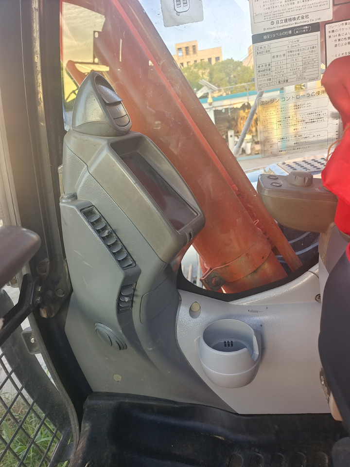 HITACHI ZX350H-5G - Escavadora de rastos: foto 4 HITACHI ZX350H-5G - Escavadora de rastos: foto 4