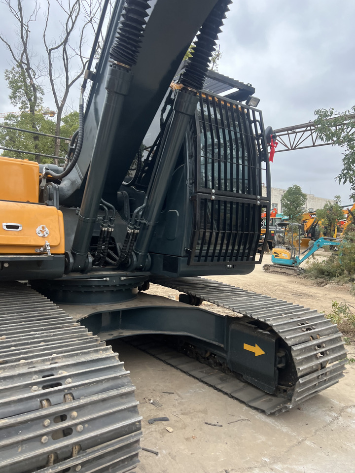 HYUNDAI HX220HD BROADEN TRACK SHOES - Escavadora de rastos: foto 5 HYUNDAI HX220HD BROADEN TRACK SHOES - Escavadora de rastos: foto 5