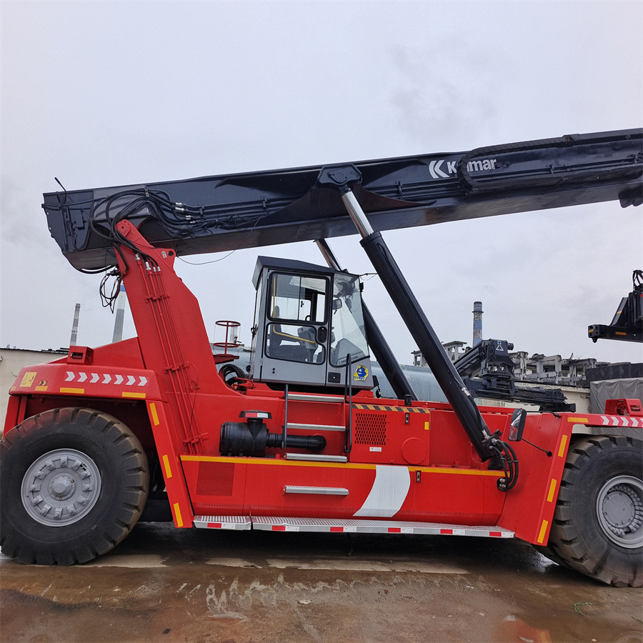 KALMAR DRF 450 45 TON REACH STACKER - Reachstacker porta contentores: foto 1 KALMAR DRF 450 45 TON REACH STACKER - Reachstacker porta contentores: foto 1