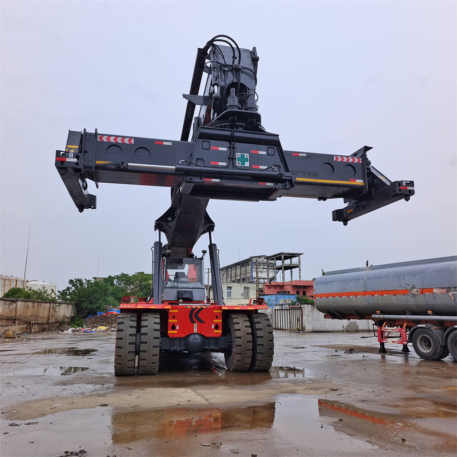 KALMAR DRF 450 - Reachstacker porta contentores: foto 2 KALMAR DRF 450 - Reachstacker porta contentores: foto 2