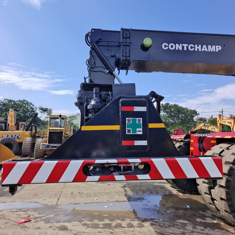KALMAR DRF 450 - Reachstacker porta contentores: foto 2 KALMAR DRF 450 - Reachstacker porta contentores: foto 2