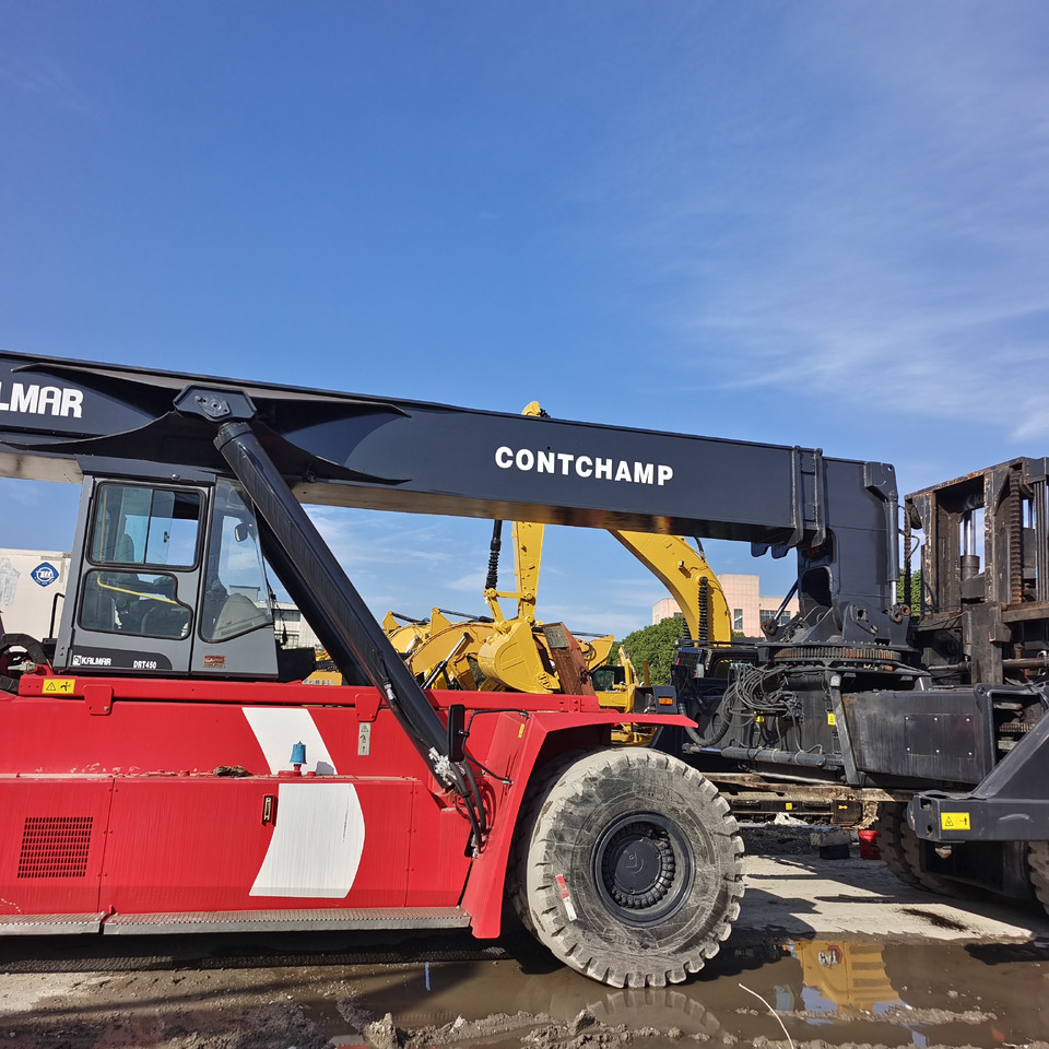 KALMAR DRT450 - Reachstacker porta contentores: foto 2 KALMAR DRT450 - Reachstacker porta contentores: foto 2