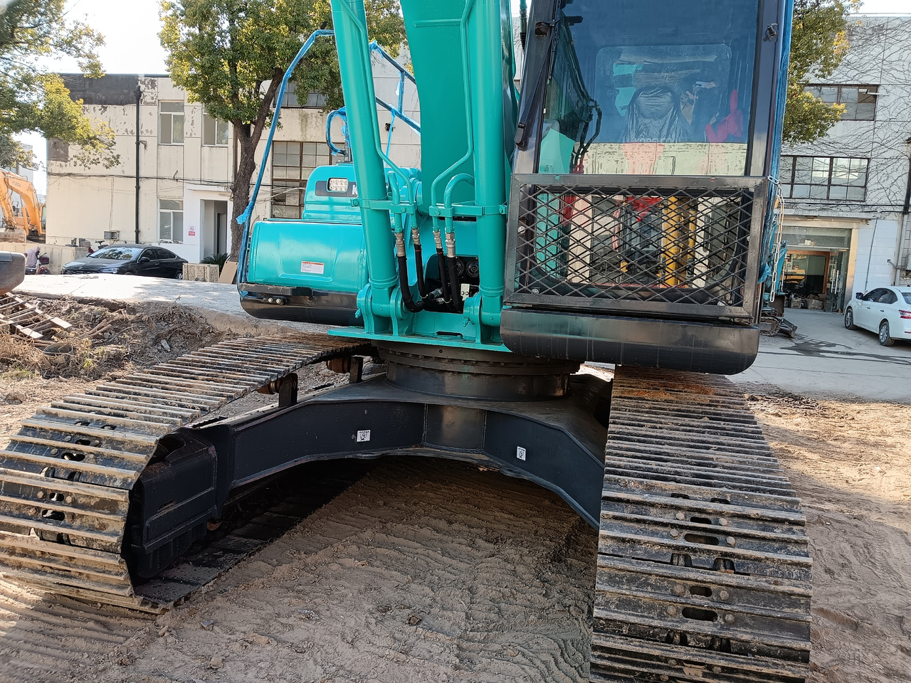 KOBELCO SK 200-8 - Escavadora de rastos: foto 3 KOBELCO SK 200-8 - Escavadora de rastos: foto 3