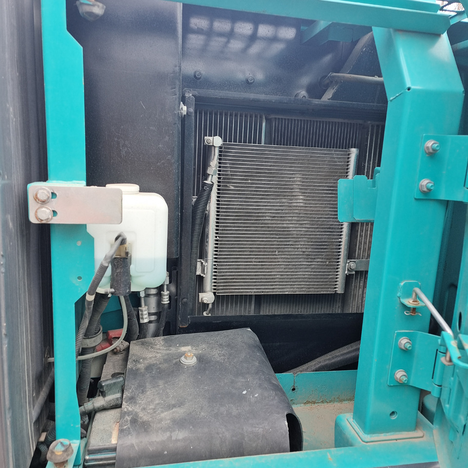 KOBELCO SK 75 - Mini escavadeira: foto 5 KOBELCO SK 75 - Mini escavadeira: foto 5