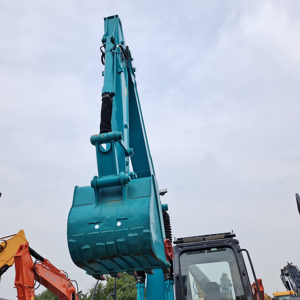 KOBELCO SK140 - Escavadora de rastos: foto 4 KOBELCO SK140 - Escavadora de rastos: foto 4