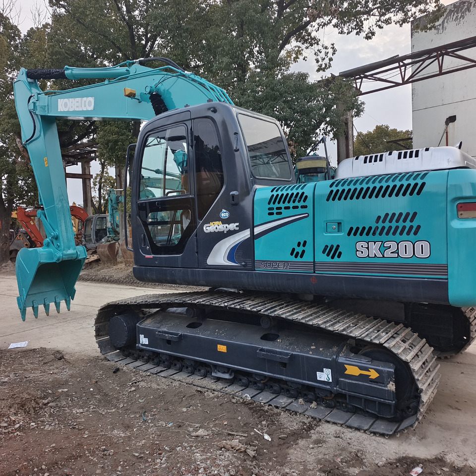 KOBELCO SK200-8 - Escavadora de rastos: foto 1 KOBELCO SK200-8 - Escavadora de rastos: foto 1