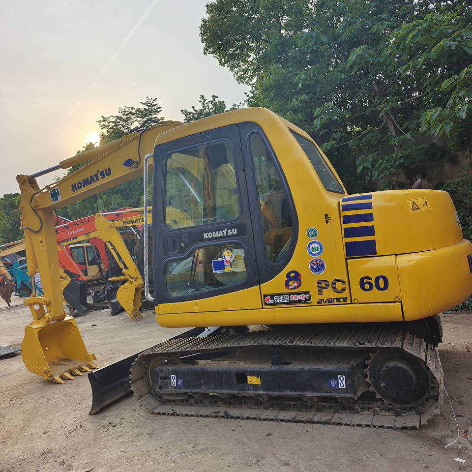 KOMATSU PC 60 - Mini escavadeira: foto 5 KOMATSU PC 60 - Mini escavadeira: foto 5