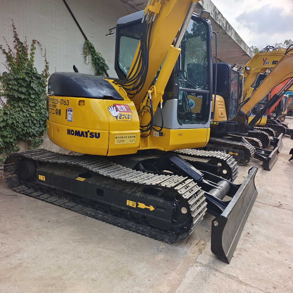 KOMATSU PC 78 US - Mini escavadeira: foto 2 KOMATSU PC 78 US - Mini escavadeira: foto 2