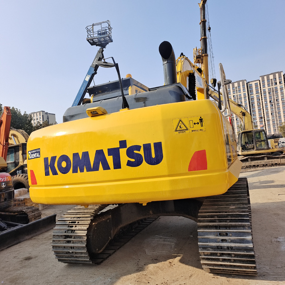 KOMATSU PC200-8 - Escavadora de rastos: foto 4 KOMATSU PC200-8 - Escavadora de rastos: foto 4