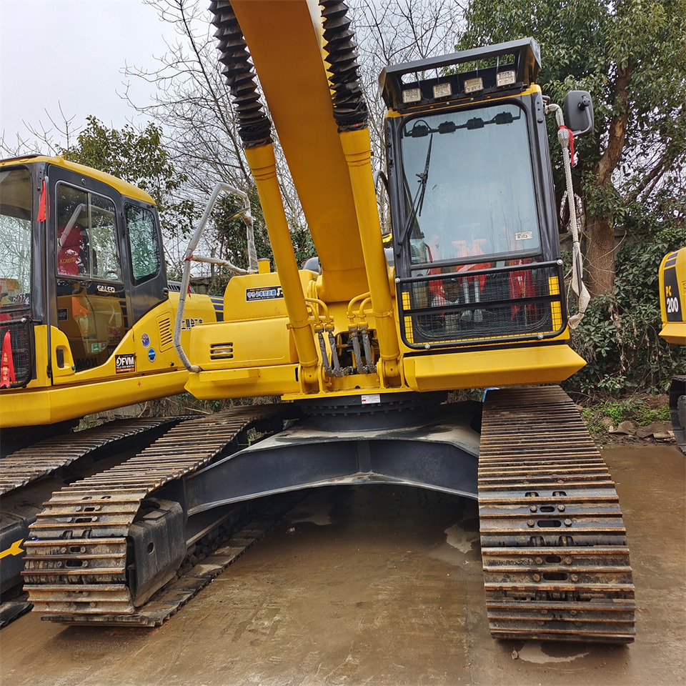 KOMATSU PC210LC-8 PC 210 LC - 8 - Escavadora de rastos: foto 1 KOMATSU PC210LC-8 PC 210 LC - 8 - Escavadora de rastos: foto 1