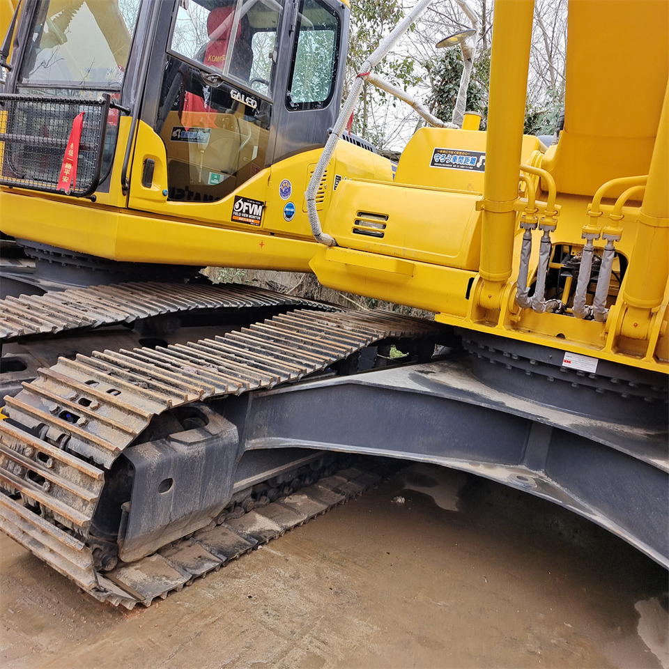 KOMATSU PC210LC-8 PC 210 LC - 8 - Escavadora de rastos: foto 3 KOMATSU PC210LC-8 PC 210 LC - 8 - Escavadora de rastos: foto 3