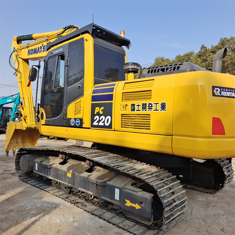 KOMATSU PC220-8 - Escavadora de rastos: foto 1 KOMATSU PC220-8 - Escavadora de rastos: foto 1