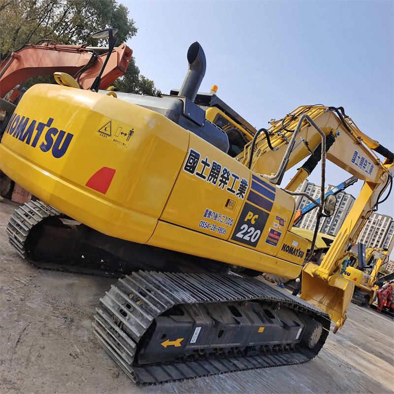KOMATSU PC220-8 - Escavadora de rastos: foto 5 KOMATSU PC220-8 - Escavadora de rastos: foto 5
