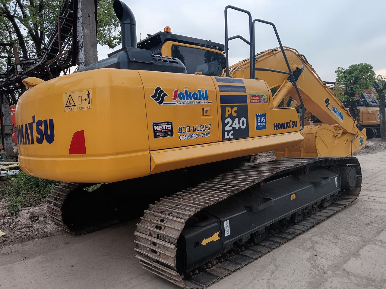 KOMATSU PC240 LC - Escavadora de rastos: foto 1 KOMATSU PC240 LC - Escavadora de rastos: foto 1