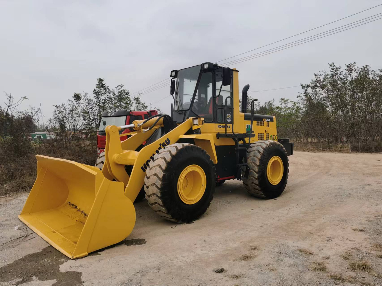 KOMATSU WA380 - Pá carregadora de rodas: foto 5 KOMATSU WA380 - Pá carregadora de rodas: foto 5