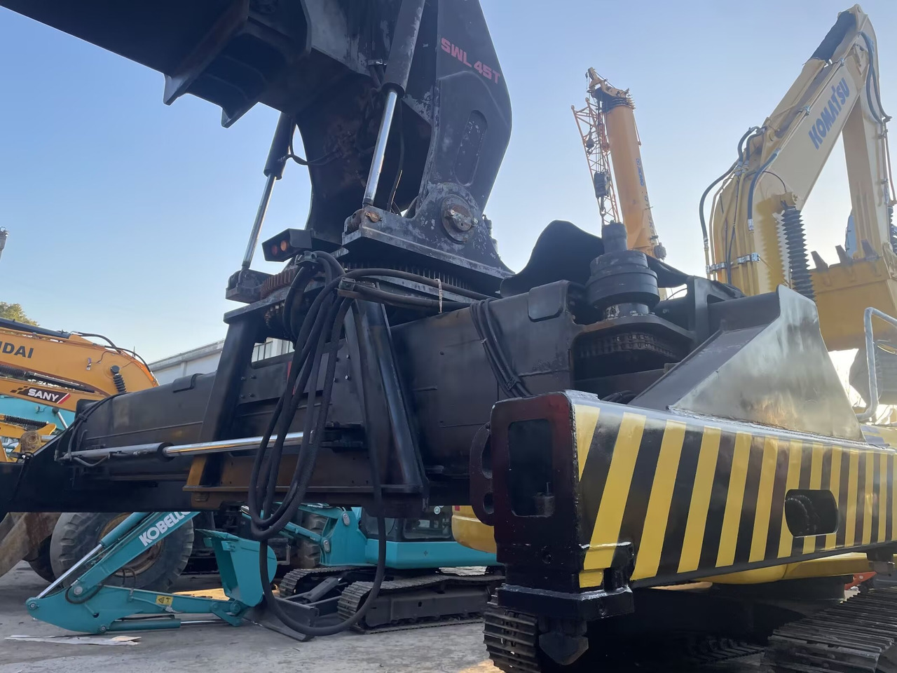SANY SRSC45C30 - Reachstacker porta contentores: foto 2 SANY SRSC45C30 - Reachstacker porta contentores: foto 2