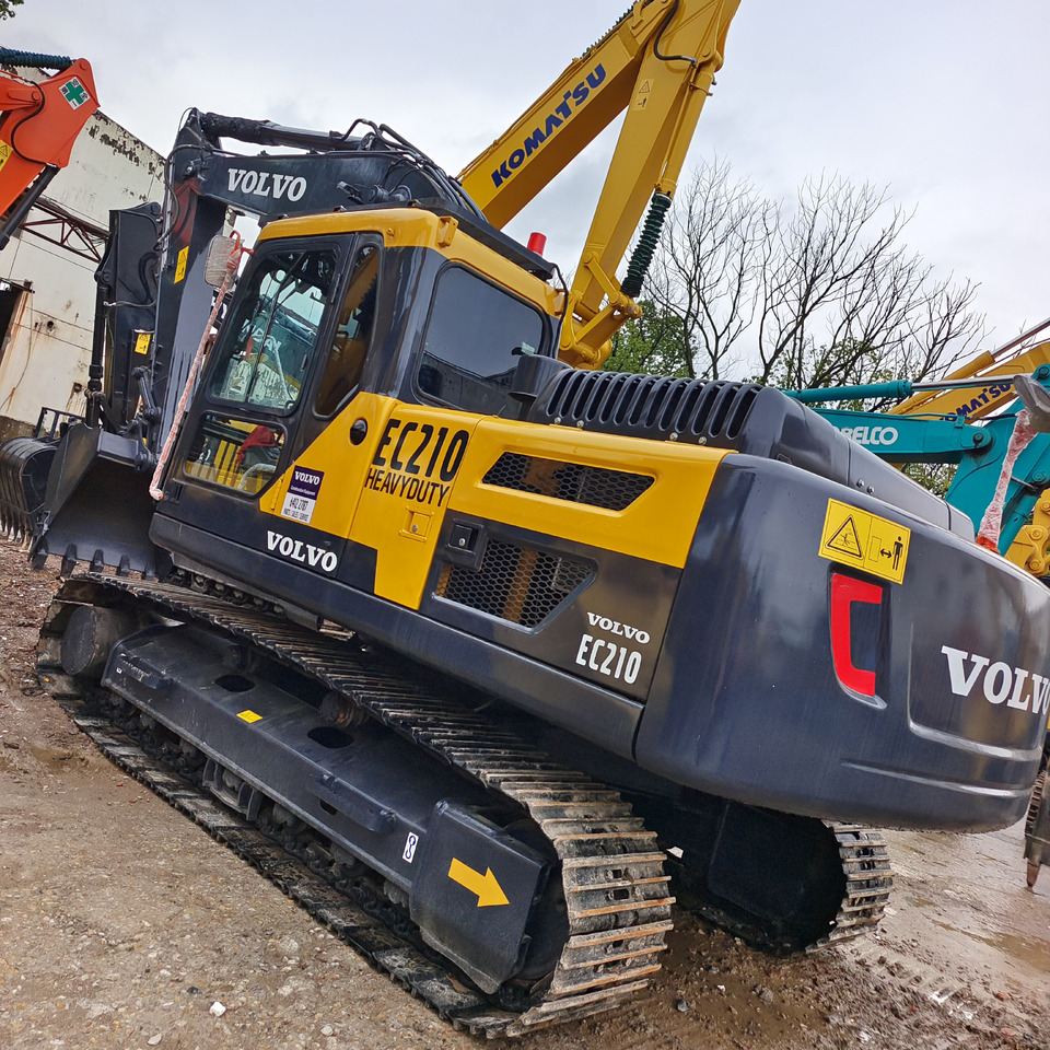 VOLVO EC210 EC210D EC210BLC EC380 - Escavadora de rastos: foto 2 VOLVO EC210 EC210D EC210BLC EC380 - Escavadora de rastos: foto 2