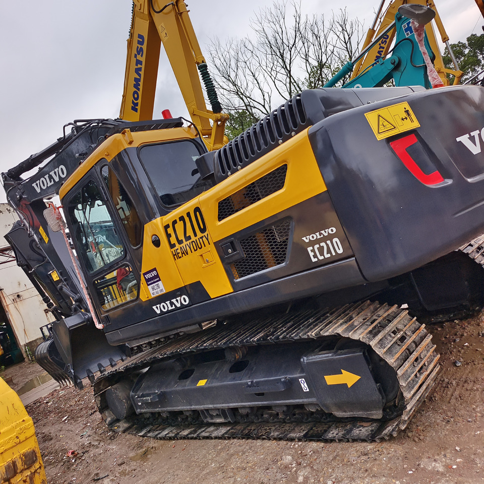 VOLVO EC210 EC210D EC210BLC EC380 - Escavadora de rastos: foto 1 VOLVO EC210 EC210D EC210BLC EC380 - Escavadora de rastos: foto 1