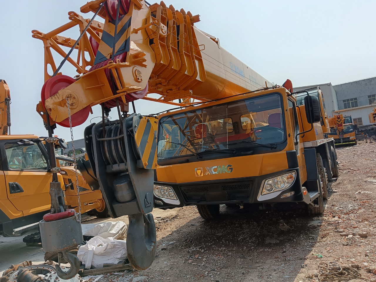 XCMG QY70KⅡ - Grua móvel: foto 1 XCMG QY70KⅡ - Grua móvel: foto 1