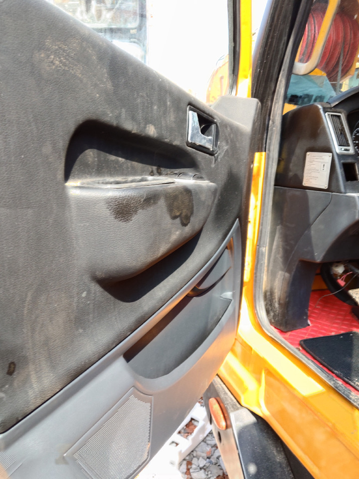 XCMG XCT50K 50 TON - Grua móvel: foto 2 XCMG XCT50K 50 TON - Grua móvel: foto 2