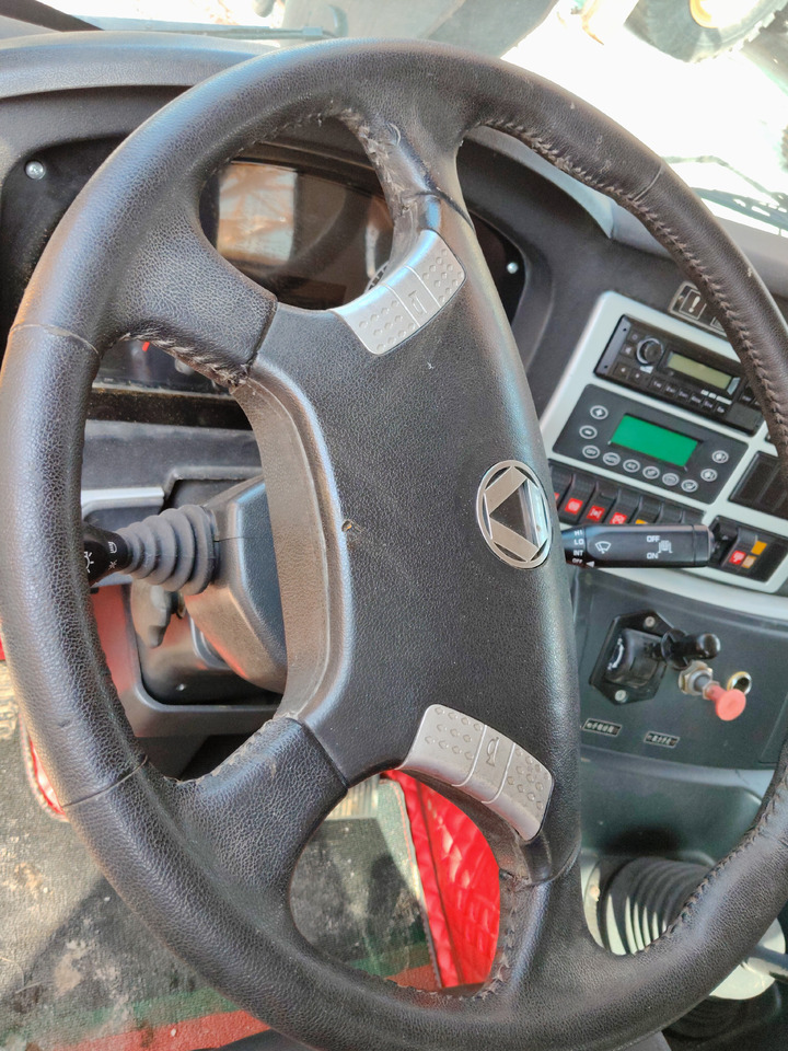 XCMG XCT50K 50 TON - Grua móvel: foto 5 XCMG XCT50K 50 TON - Grua móvel: foto 5